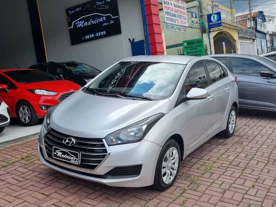 HYUNDAI HB20S 1.0 COMFORT PLUS 12V FLEX 4P MANUAL HYUNDAI HB20S 1.0 COMFORT PLUS 12V FLEX 4P MANUAL